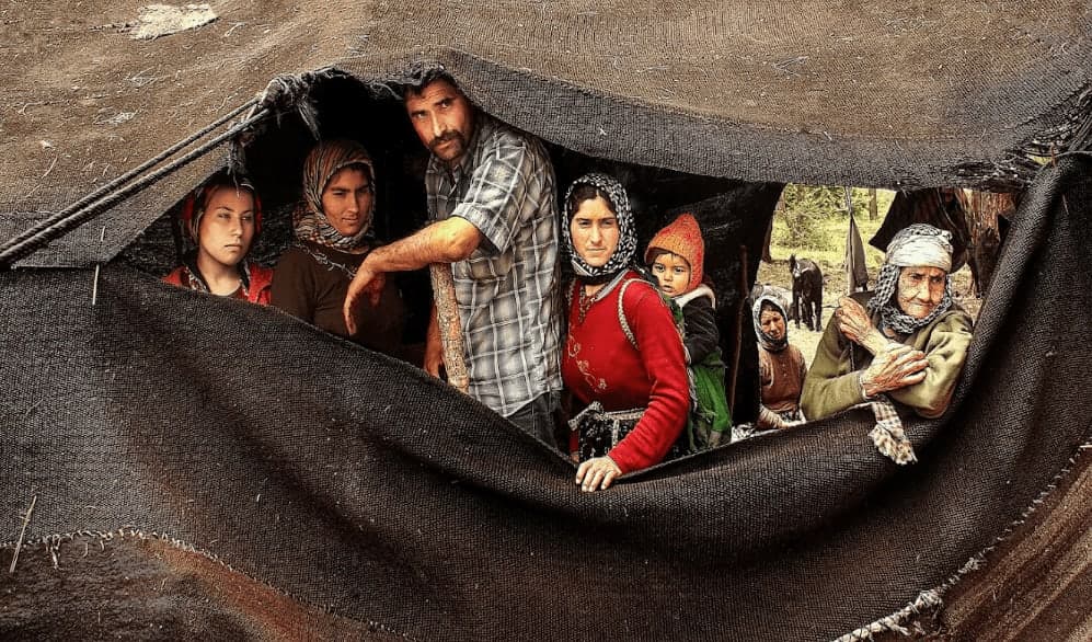 Akkız granny and her grandchildren