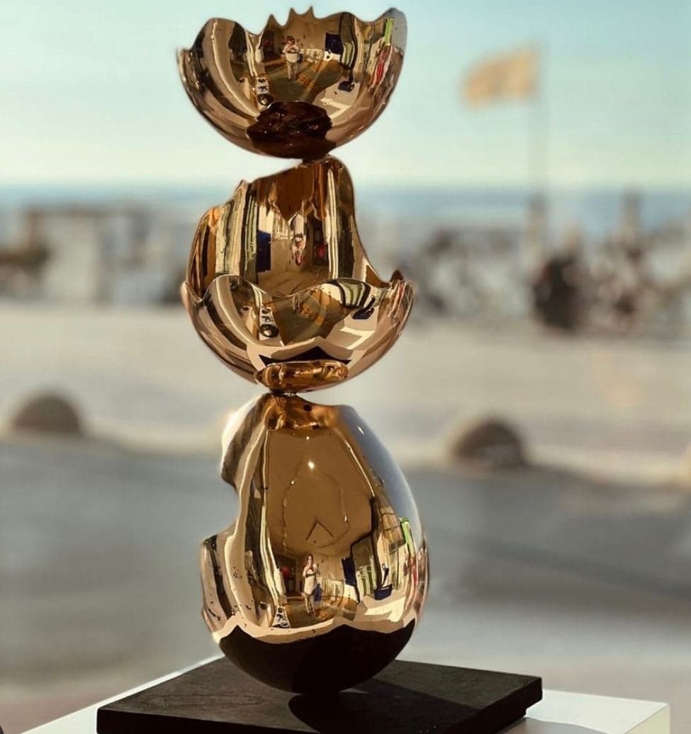 MOULTITUDE MOULITUDE